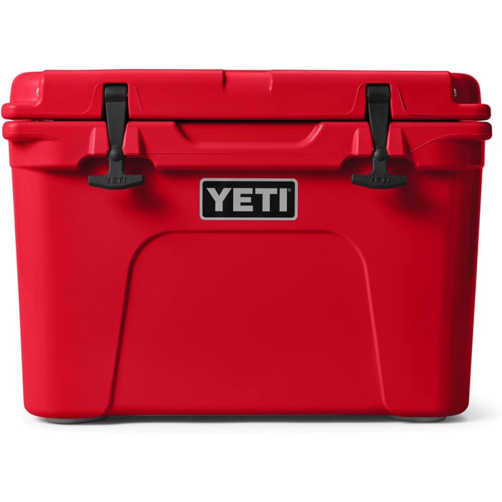 imageYETI Tundra 35 CoolerRescue Red
