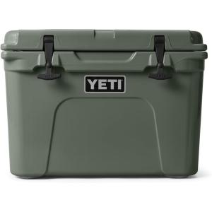 YETI Tundra 35 Cooler(Camp Green)