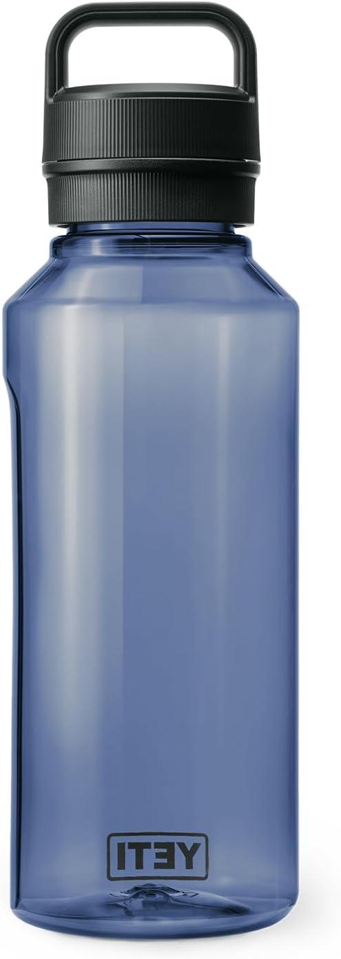 imageYETI Yonder Water Bottle with Yonder Chug Cap Lightweight Leakproof and BPAFreeNavy